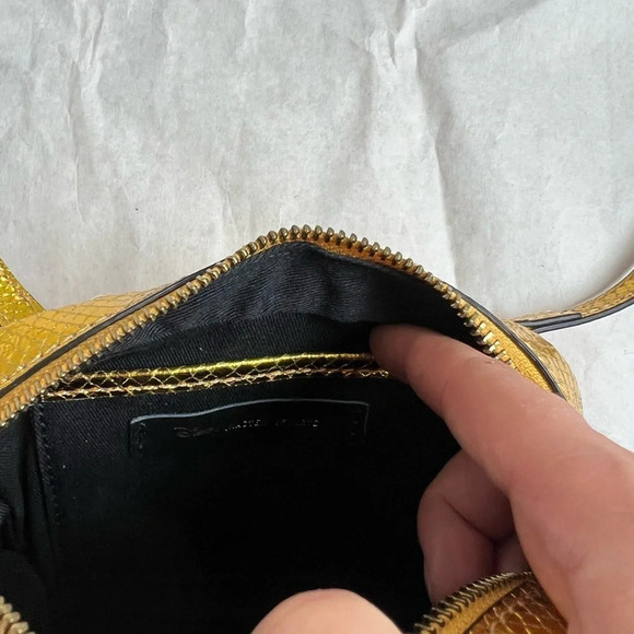 Moa Master Of Art BELT BAG Shoulder Cross Body Golden Leather Disney Limited - Picture 5 of 10